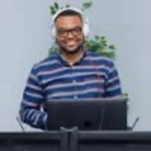 Meet your Posher, Eman